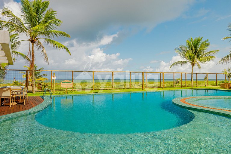 IT144 Ocean-View Ap. 3 En-suite Bedrooms Beachfront Cond.