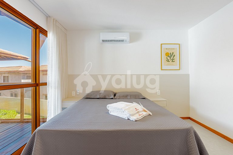 Ap. IT144 vistas al mar 3 suites cond. frente a la playa