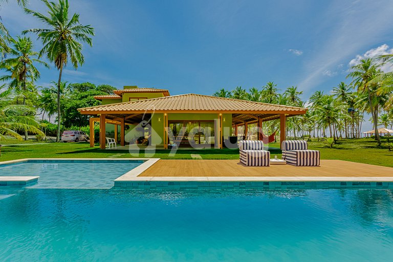 BV09 6/4 Oceanfront House Pool 70m from Busca Vida Beach
