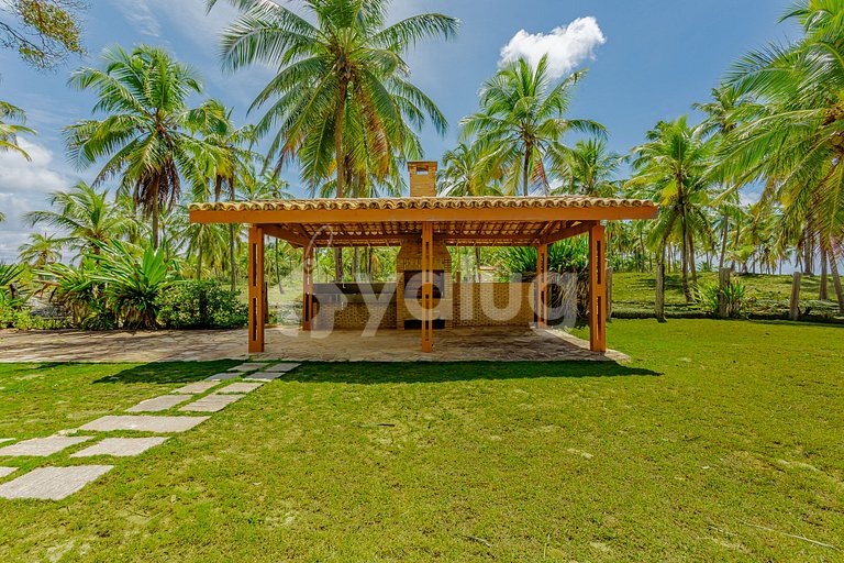 BV09 6/4 Oceanfront House Pool 70m from Busca Vida Beach