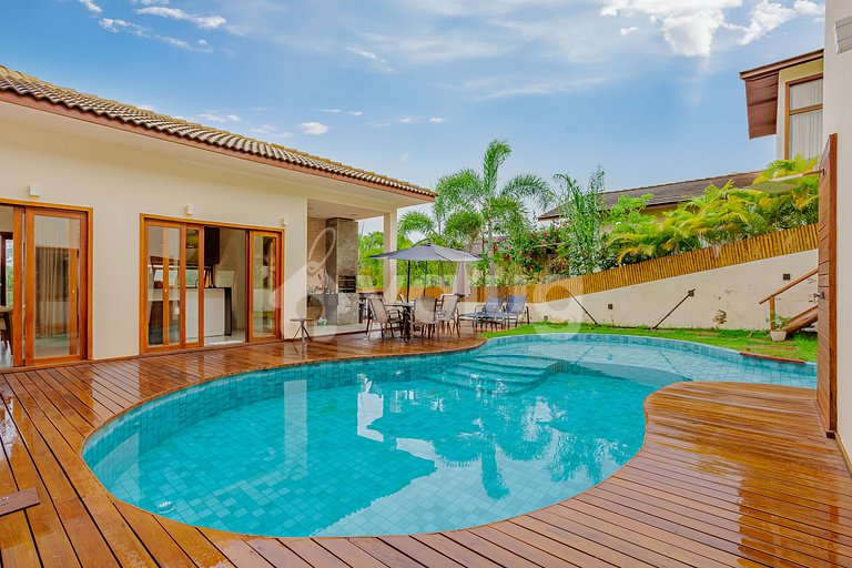 PF 159 High-end house with pool and 5 suites  Praia do Forte