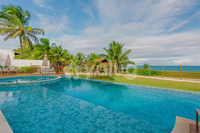 IT146 Beachfront Duplex with Jacuzzi – 3 Suites