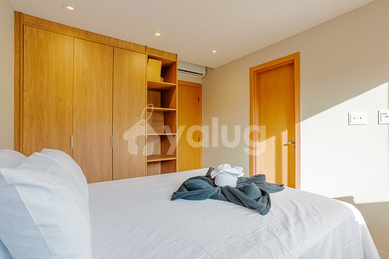 IT146 Dúplex a pie de playa con jacuzzi y 3 suites