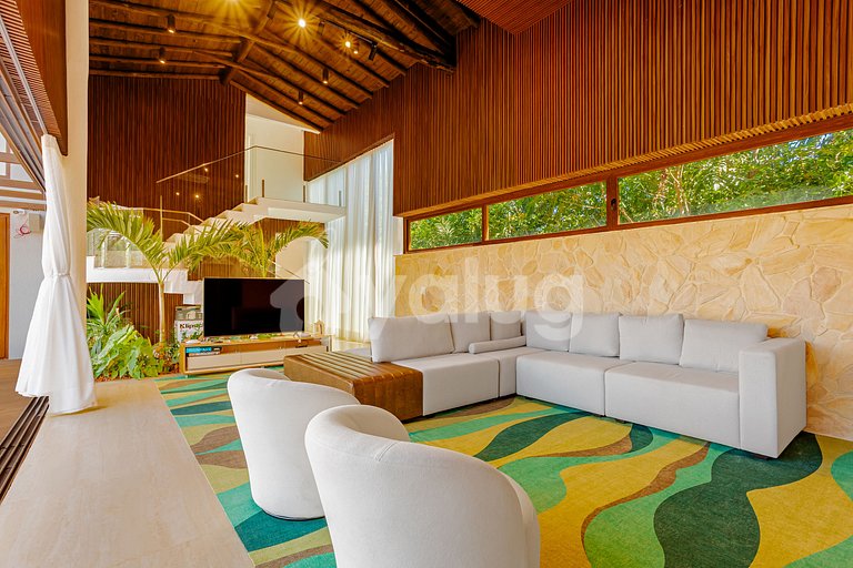PF160 High-End Home, 6 Suites, Pool with Hydro-massage