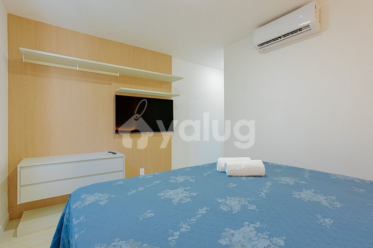 PF160 High-End Home, 6 Suites, Pool with Hydro-massage