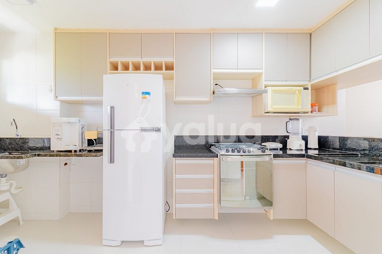 Apartamento aconchegante, 2 suítes - Guarajuba