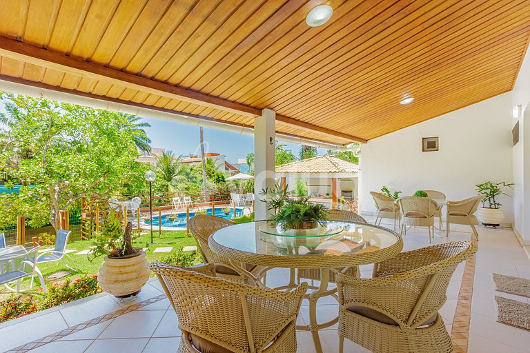 Beautiful House 5 Suites 500m from the Beach - Busca Vida