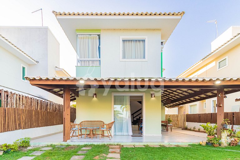 Cozy 4-Suite House with Private Pool in Guarajuba