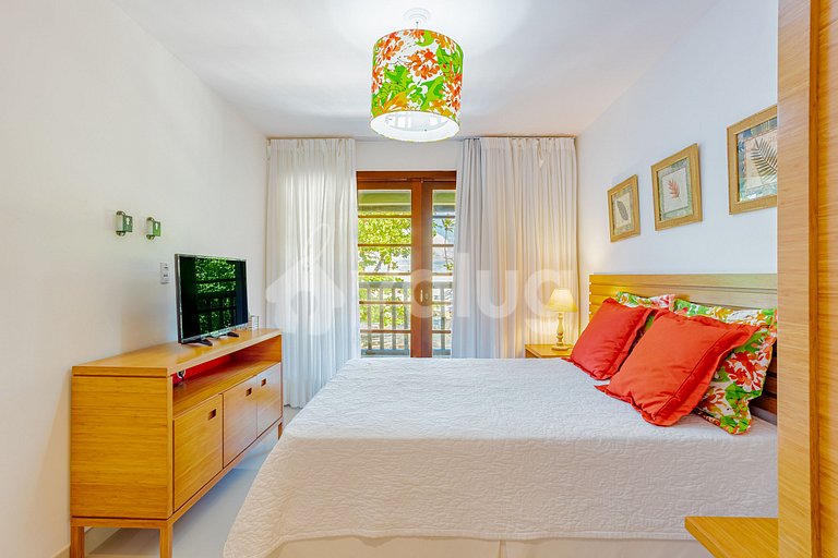 Great apt right on the sand with 3 suites - Praia do Forte