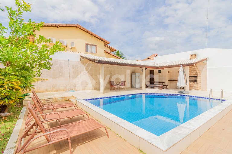 Great House 5 Bedrooms 170m from the Beach