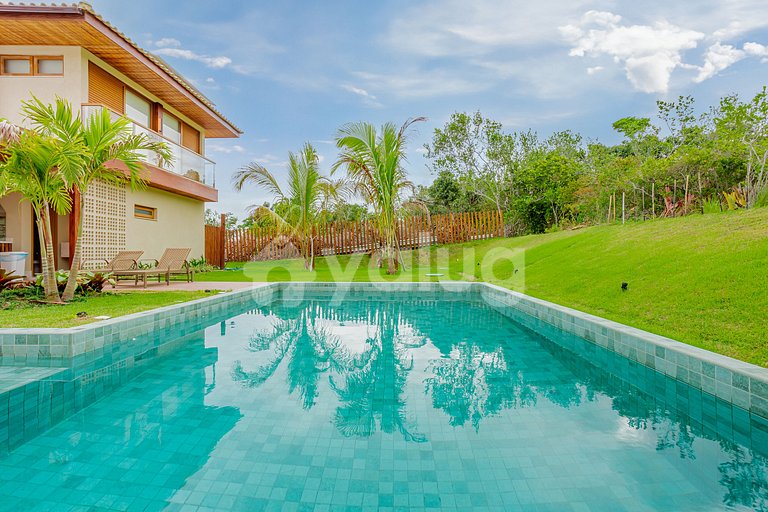 Maravilhosa casa com 5 suítes e piscina - Praia do Forte